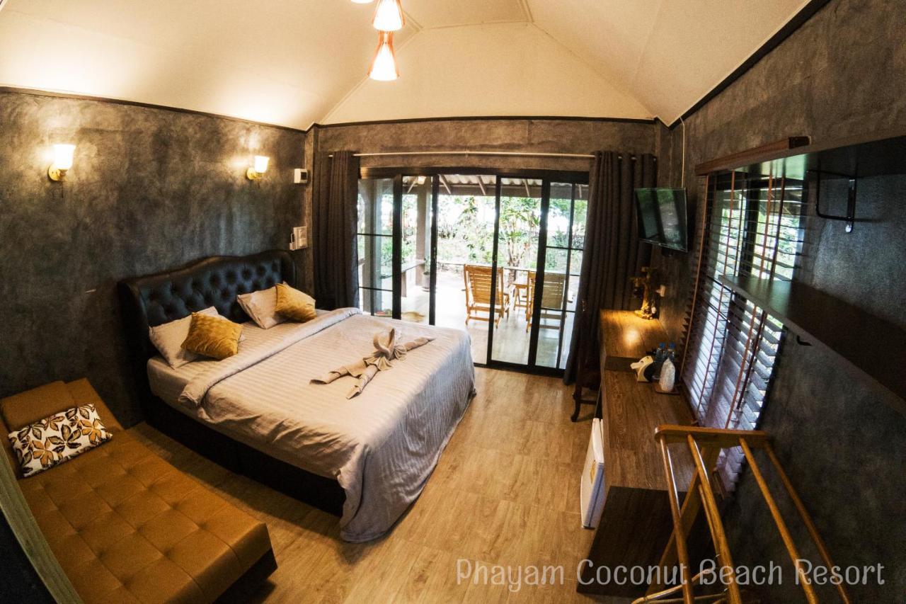 Phayam Coconut Beach Resort パヤム島 エクステリア 写真